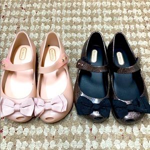 Nude & black glitter Mini Melissa’s.
